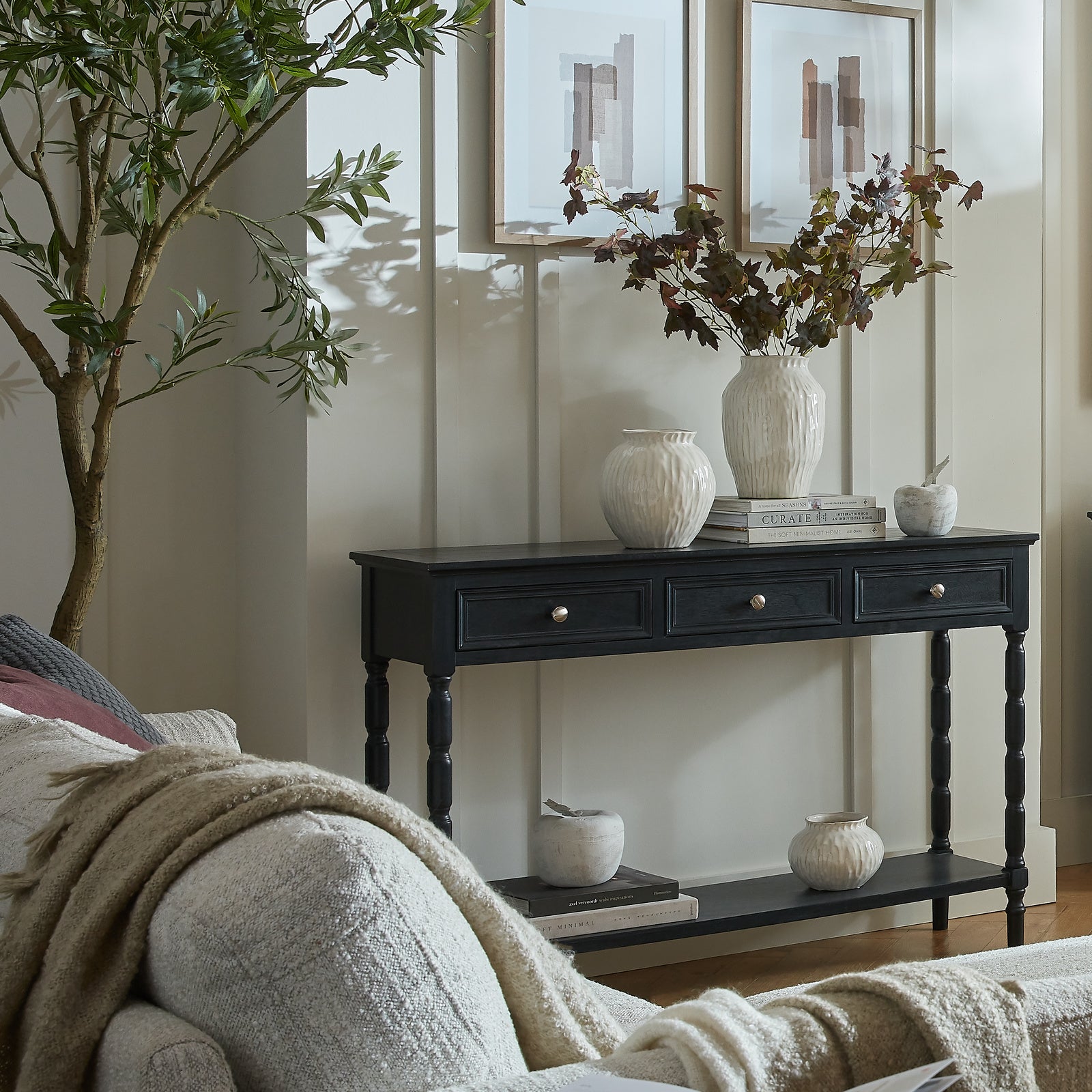 Contour 3 Drawer Console