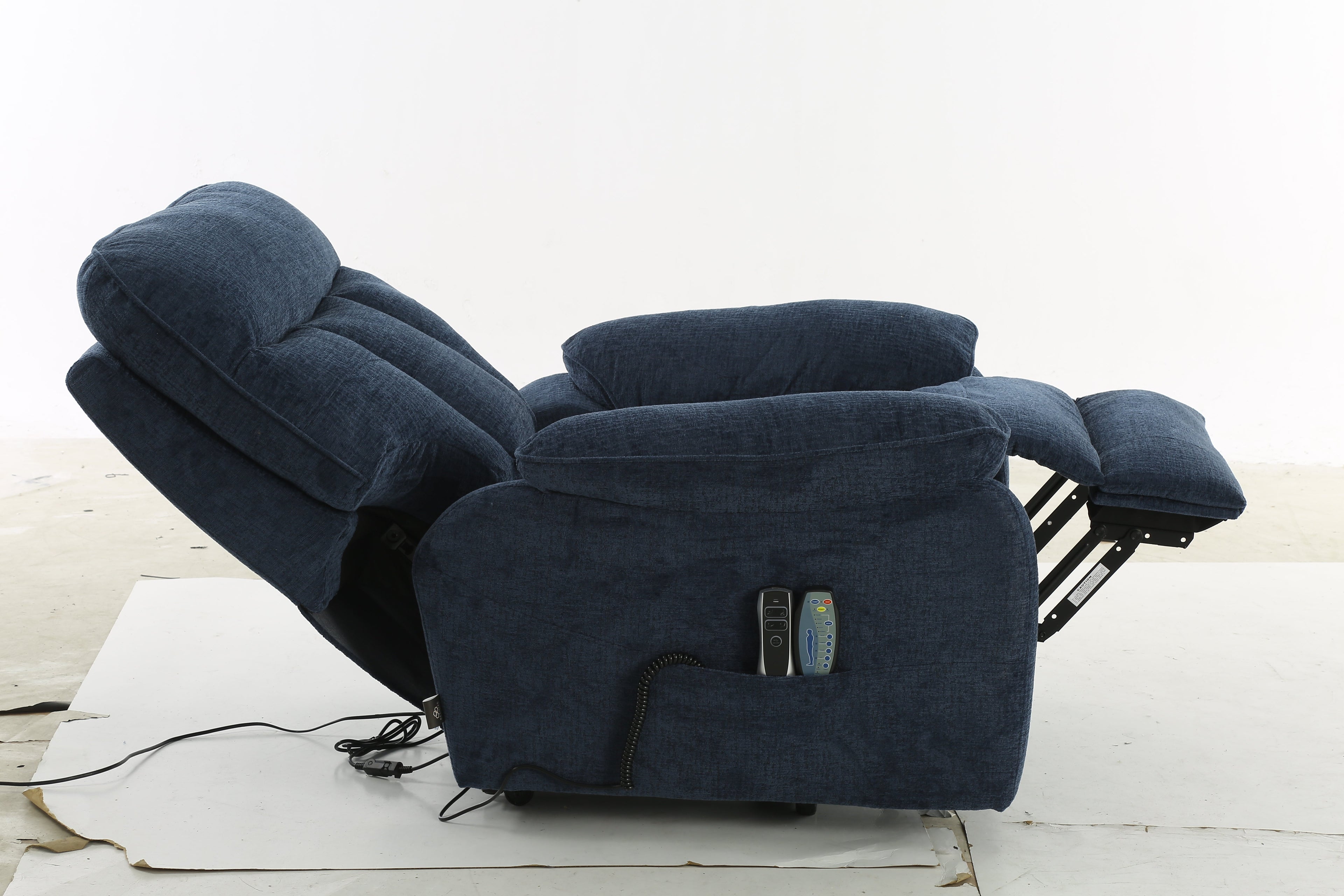 Cornwall Rise and Recline Massage Chair Blue