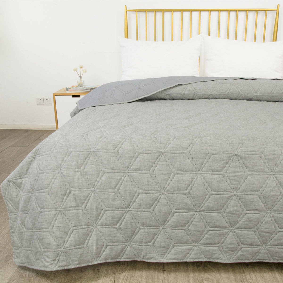 Malini Lombardi Hexagon Quilted Double Bedspread in Grey