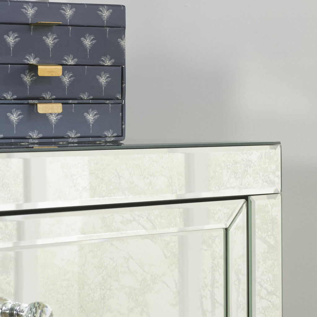 Valencia 6 Drawer Chest