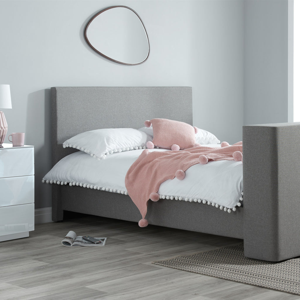 Plaza King TV Bed