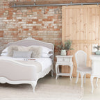 Etienne Upholstered King Bed