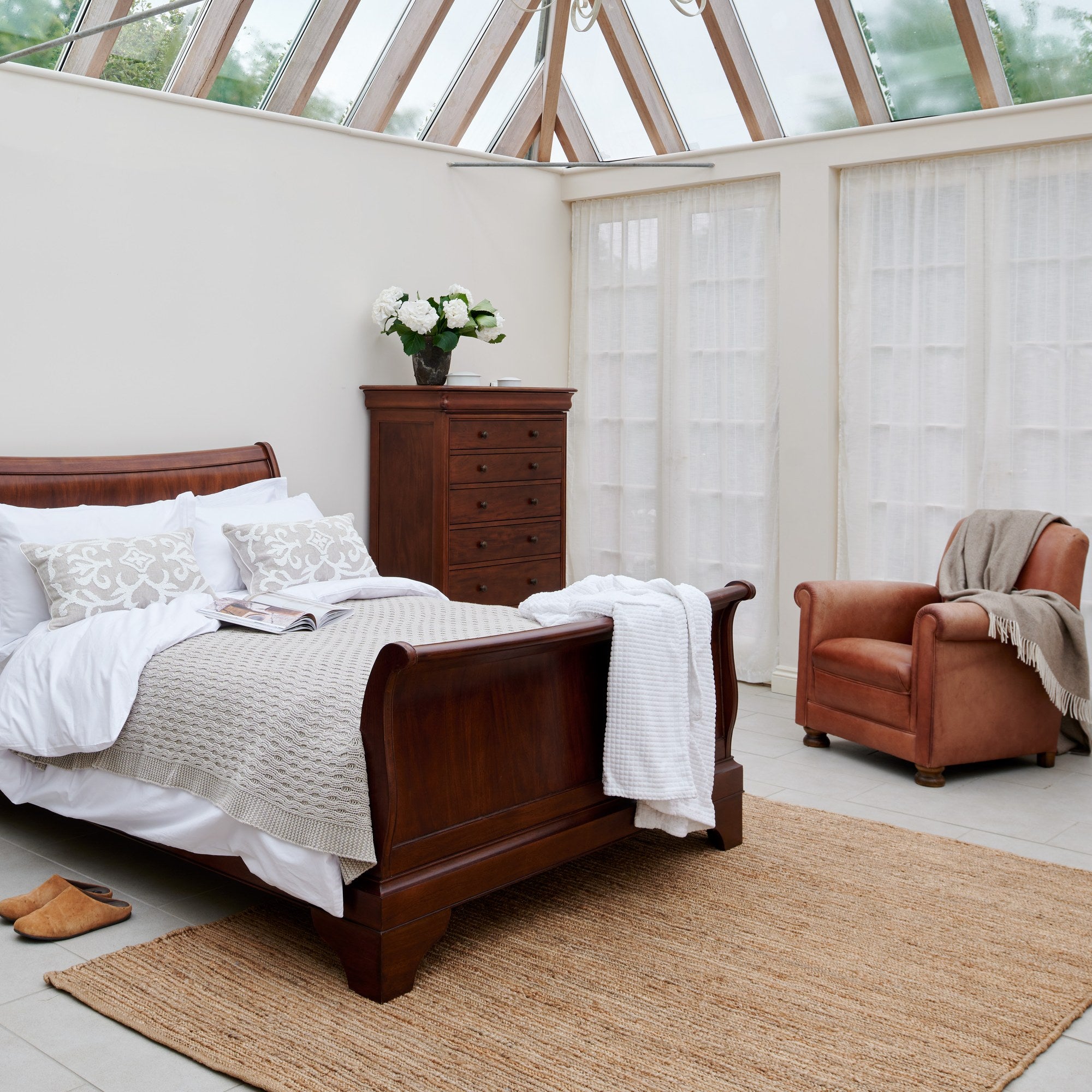 Antoinette King Bed