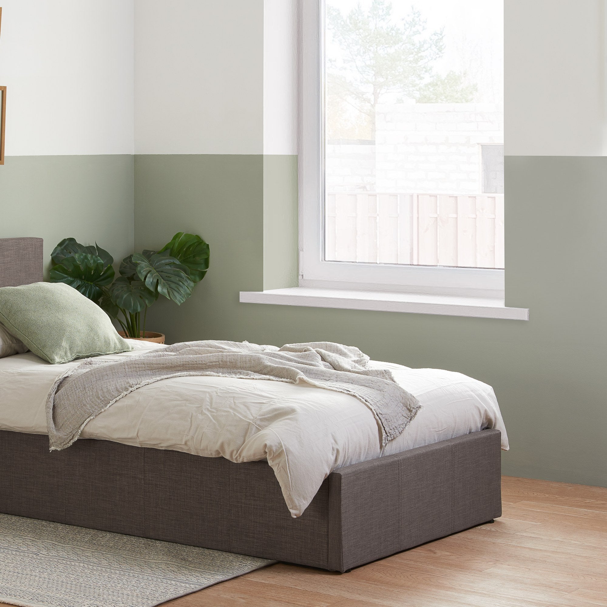 Berlin Single Ottoman Bed