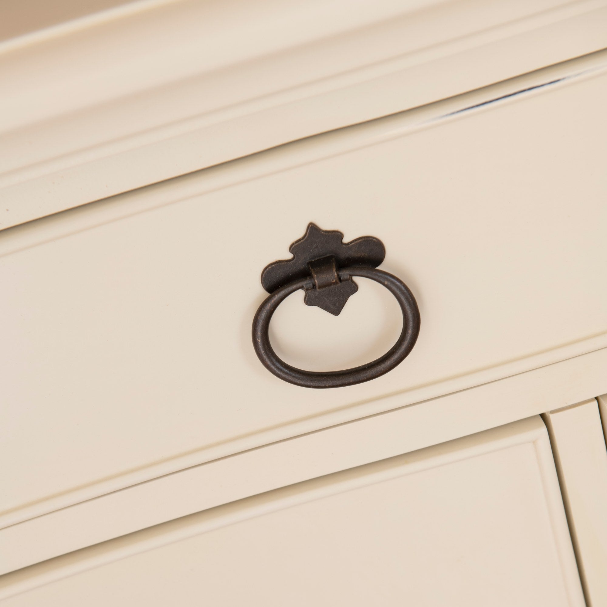 Ivory 8 Drawer Chest
