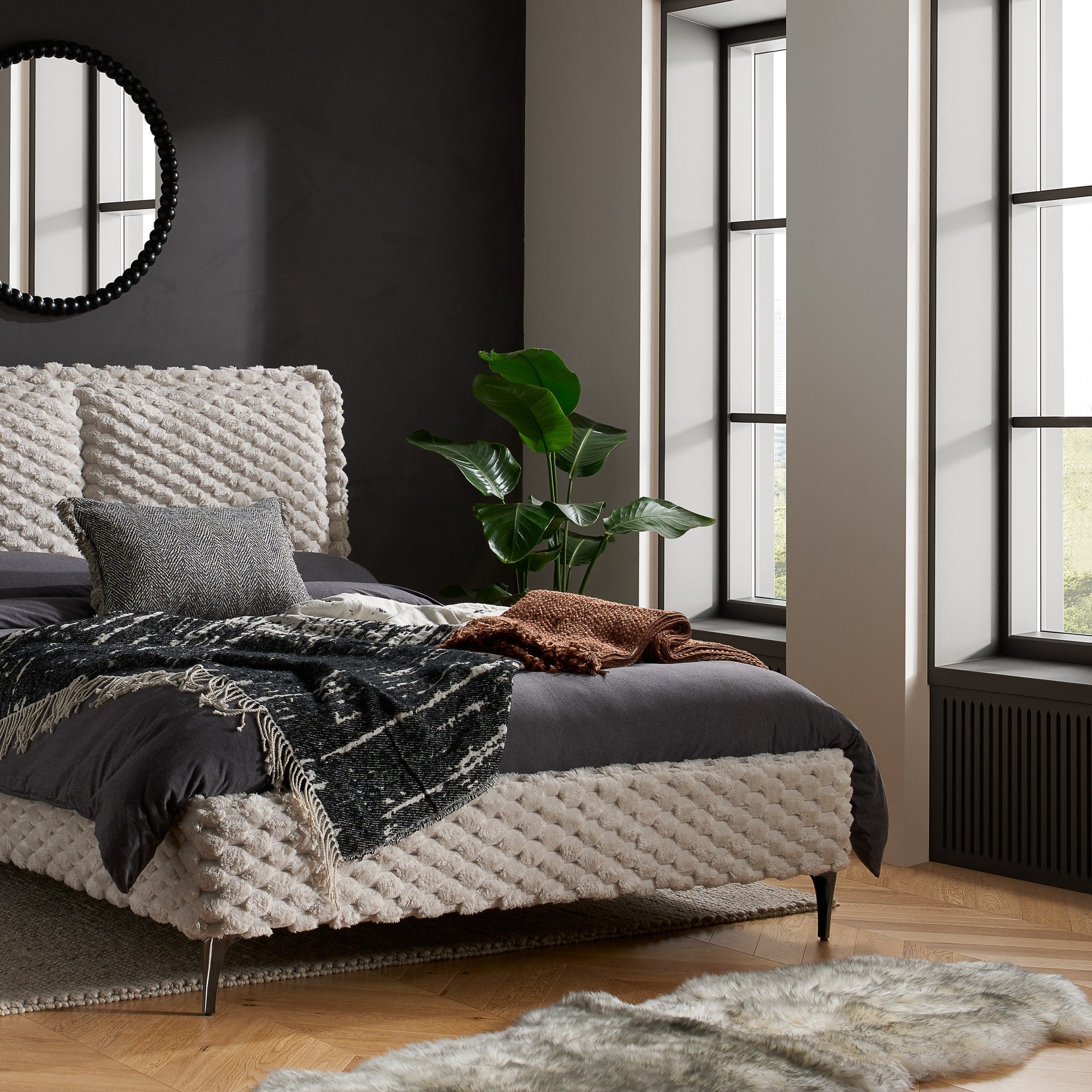 Tilly King Bed