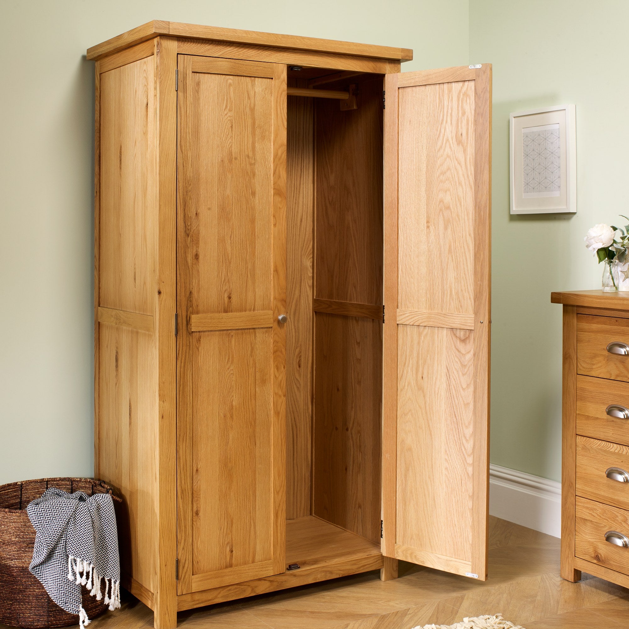 Woburn 2 Door Wardrobe
