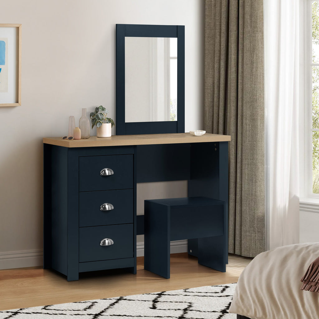 Highgate Dressing Table With Stool