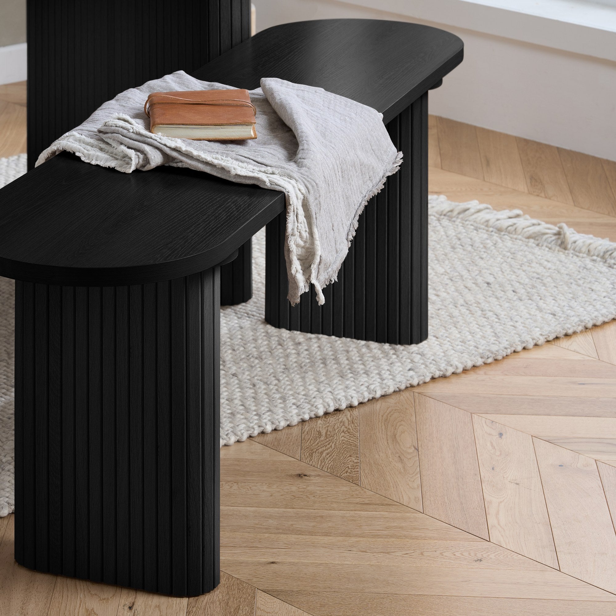 Axel Dining Bench