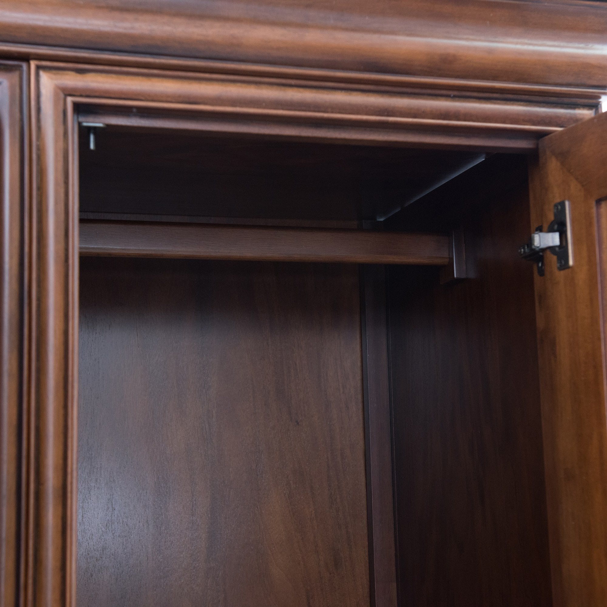 Antoinette 3 Door Wardrobe