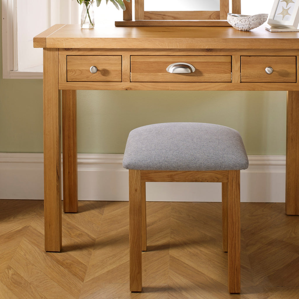 Woburn Stool