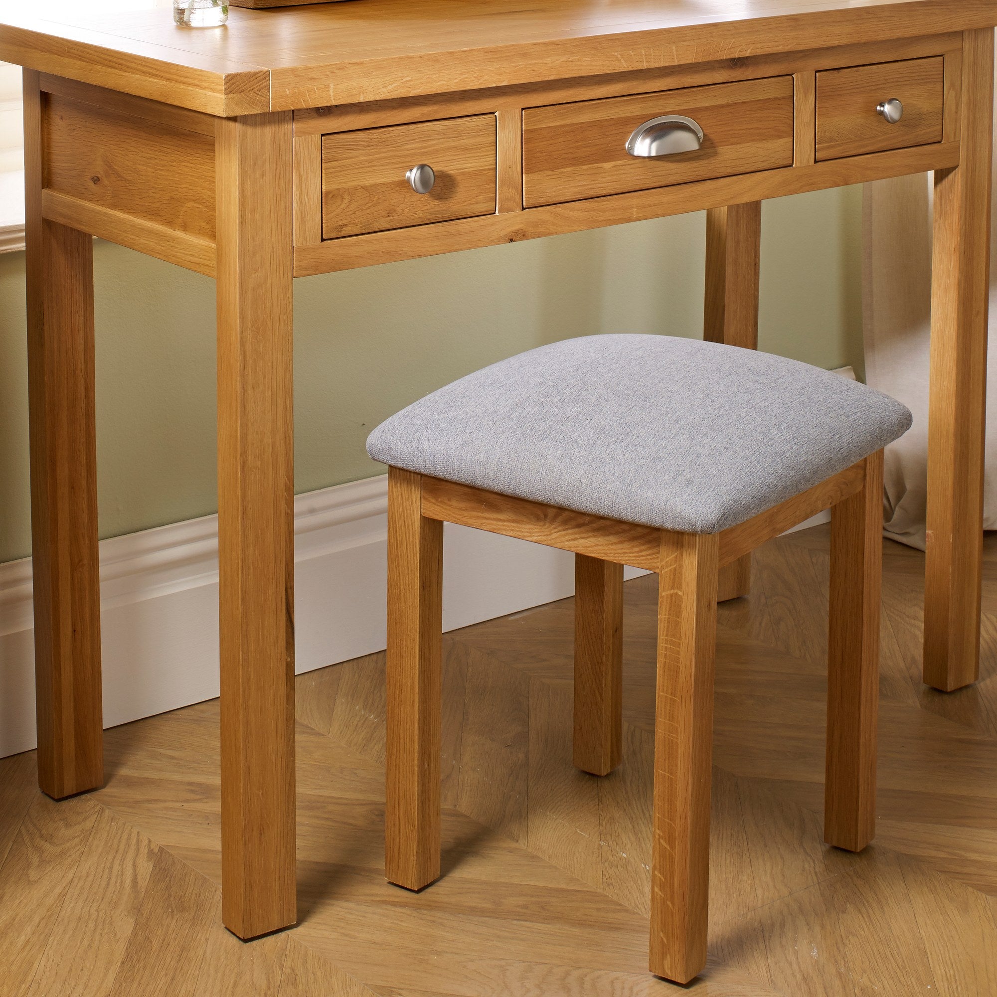 Woburn Stool