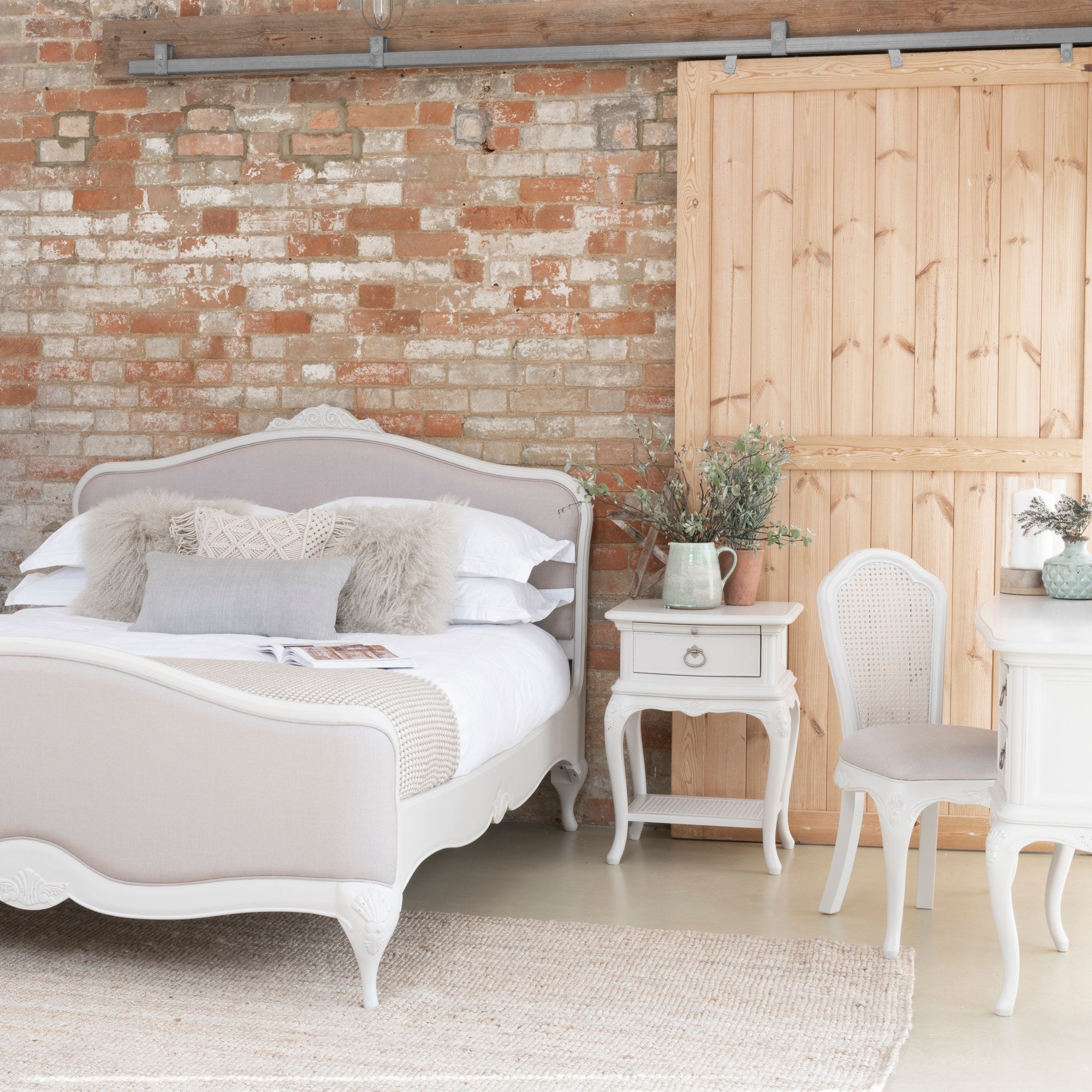 Etienne Upholstered Super King Bed