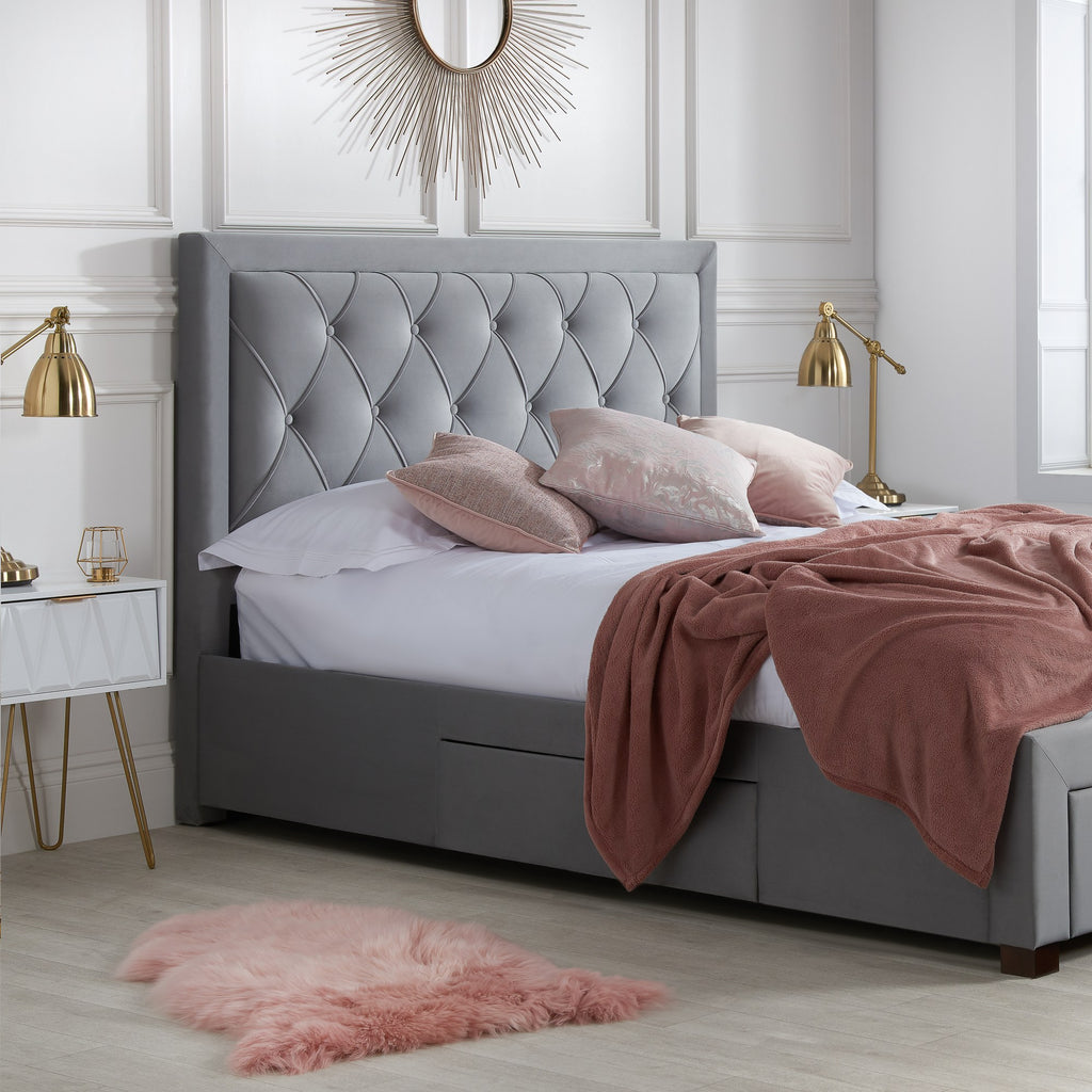 Woodbury Super King Bed