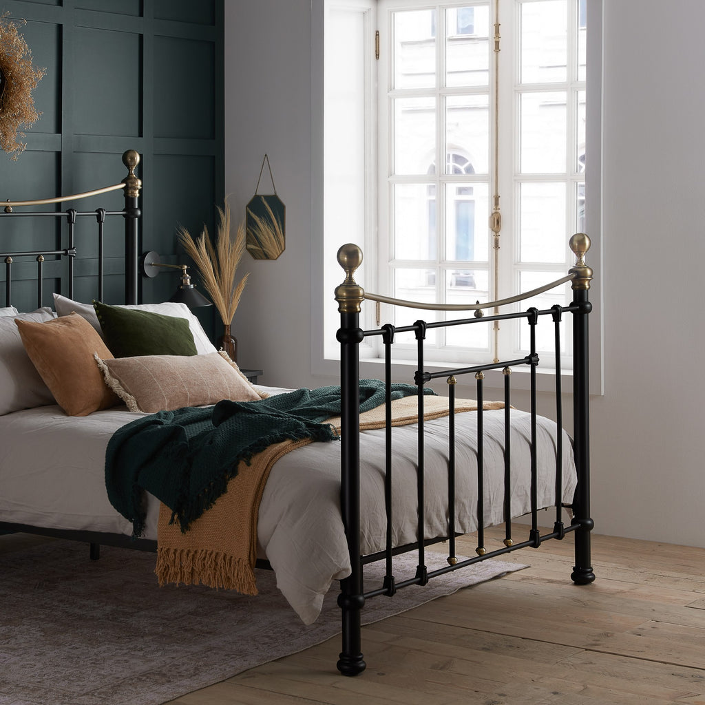 Bronte Double Bed